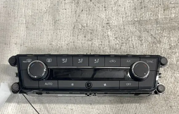 Seat Ibiza V (KJ) Climate control unit 6F0907044B 5HB01406910 1900020326