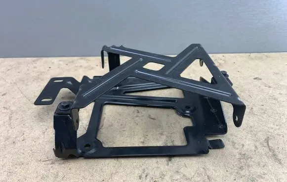 BMW 3 E90 E91 Sound amplifier holder/bracket 6927701 6927699 65126927701