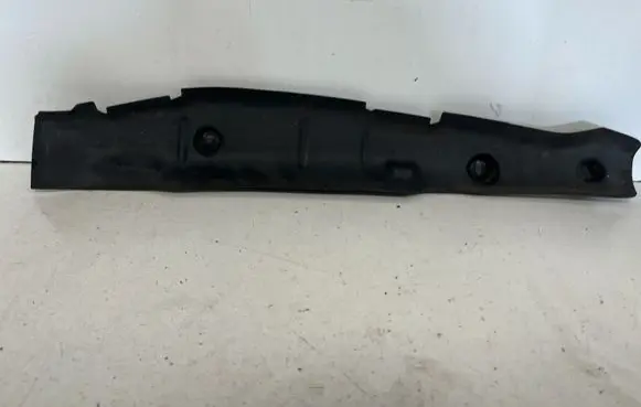 Audi A5 Fender end trim 8W6821112