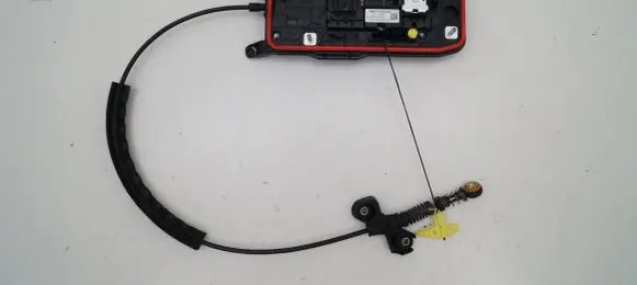Volkswagen Tiguan Gear selector/shifter in gearbox 