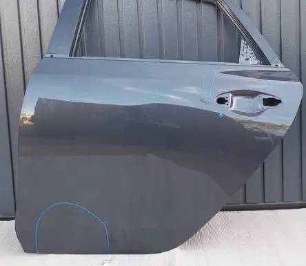 KIA Ceed Rear door