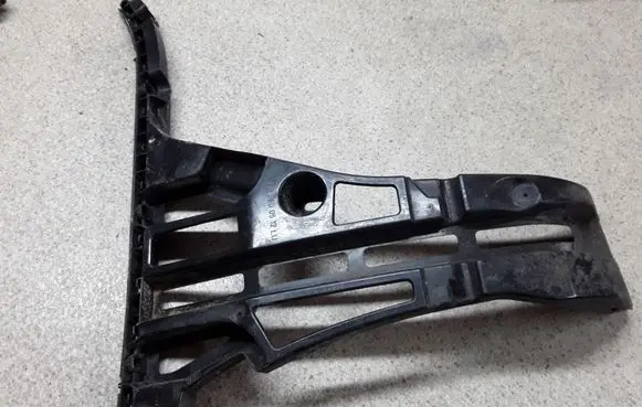 Mercedes-Benz S W222 Rear bumper mounting bracket A2228800512