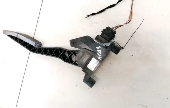 Opel Zafira A Accelerator throttle pedal 0281002298 90581208aq