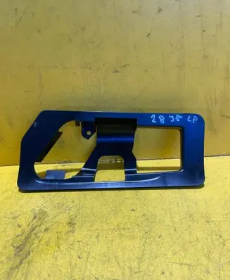 Volkswagen Scirocco Front door interior handle 1Q0837197
