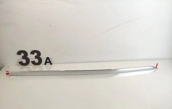 Volkswagen Tiguan Front door trim bar 5NA853332ACAREWAY