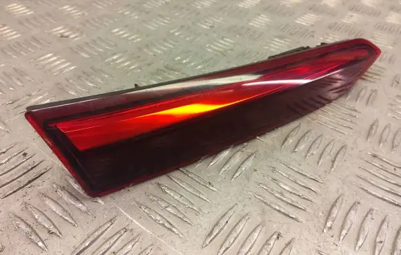 Volkswagen ID.3 Tailgate rear/tail lights 10A945307A