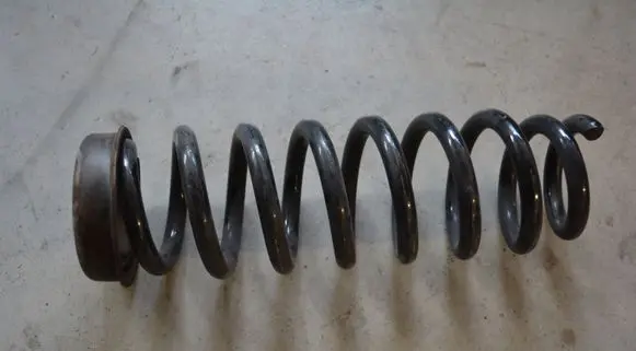 BMW 1 E81 E87 Rear coil spring