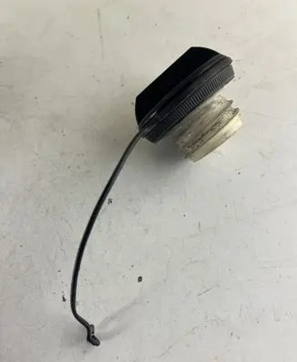 Nissan Almera N16 Fuel tank filler cap 