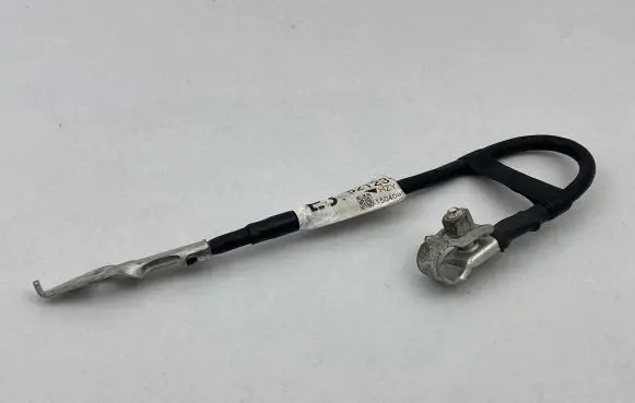 Toyota Prius+ (ZVW40) Negative earth cable (battery) 82123 150408