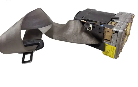 Audi A6 S6 C5 4B Rear seatbelt