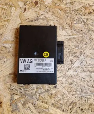 Volkswagen Touareg II Gateway control module 7P6907530A
