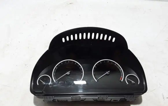 BMW 5 F10 F11 Speedometer (instrument cluster) 9342804