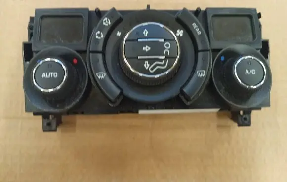 Peugeot 5008 Climate control unit 96738321XT
