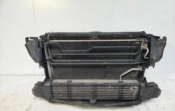 Mercedes-Benz C W204 Radiator set A2045000293