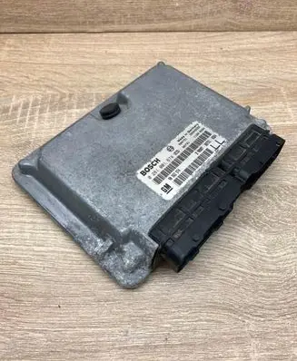 Opel Astra G Engine control unit/module ECU 90562574 0281001674