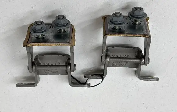Volvo XC90 Tailgate/trunk/boot hinge 32296044 0211
