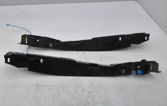 Fender mounting bracket