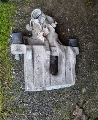 Ford Focus Rear brake caliper