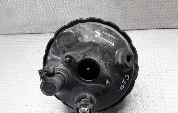 Mercedes-Benz C W203 Brake booster A0054300230