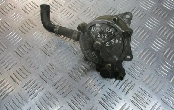 Nissan Navara D22 Vacuum pump