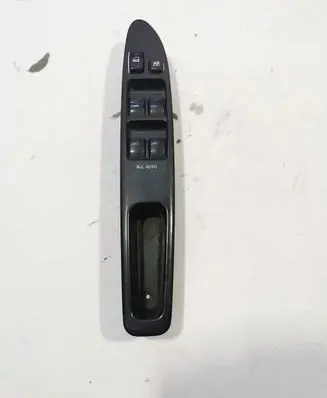 Toyota Avensis Verso Electric window control switch