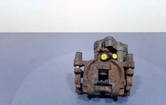 Rear brake caliper