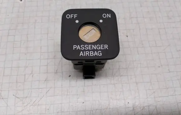 Toyota Corolla E120 E130 Passenger airbag on/off switch 1426B6N
