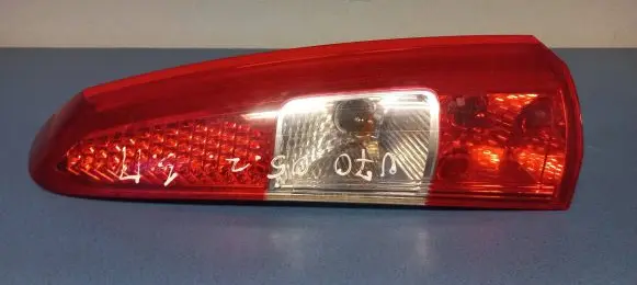 Volvo V70 Rear/tail lights 152843
