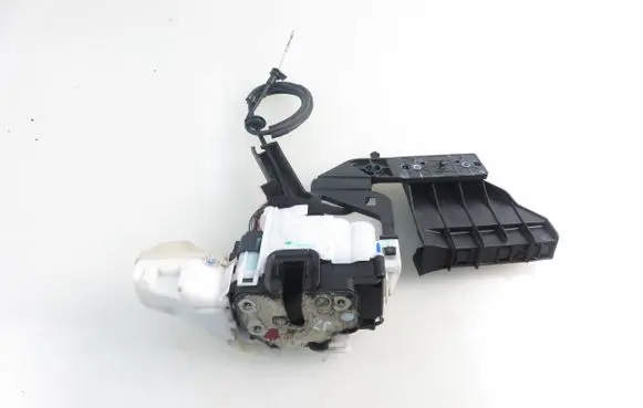 Alfa Romeo 159 Front door lock 50513056