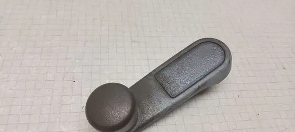Peugeot 206 Rear door window winding handle 