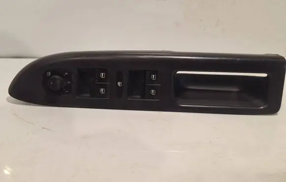 Volkswagen Golf Plus Wing mirror switch 1K0959565K