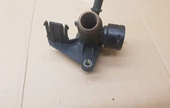 Audi A5 8T 8F Engine coolant pipe/hose 06H121132H