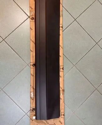 Volkswagen Touareg III Parcel shelf load cover 7608549399B9