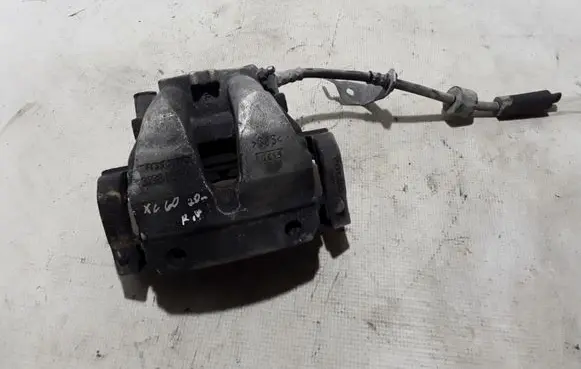 Volvo XC60 Front brake caliper 31381551