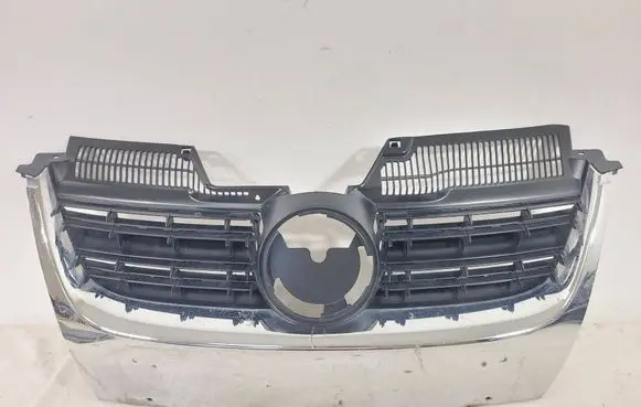 Volkswagen Jetta V Front bumper upper radiator grill 1K5853651