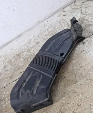 Audi A4 S4 B6 8E 8H Air intake duct part 8E0129617D