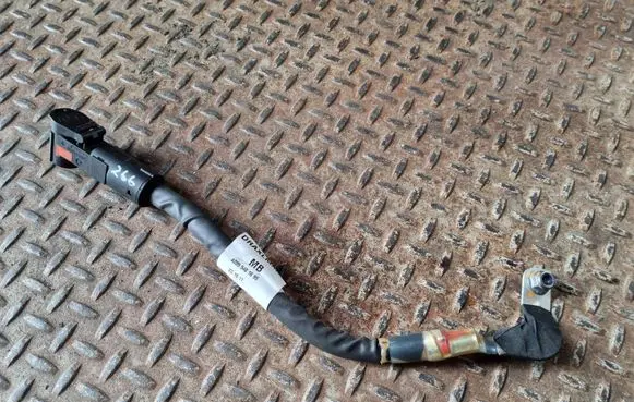 Mercedes-Benz C W205 Positive cable (battery) A2055401695