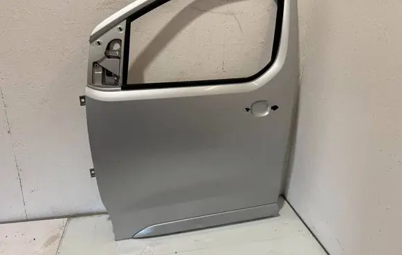 Peugeot Expert Front door