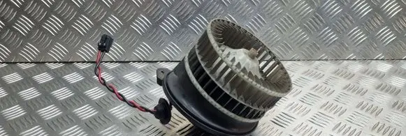 Chrysler Grand Voyager IV Heater fan/blower AY1661000366 701130227A 036543Q