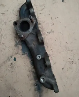 Hyundai Santa Fe Exhaust manifold