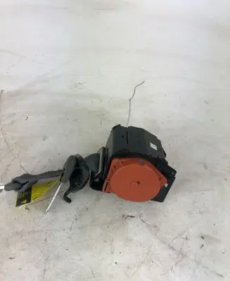Toyota Land Cruiser (J120) Middle seatbelt (rear) C70768