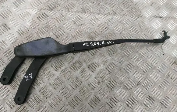 Mercedes-Benz C W204 Windshield/front glass wiper blade A2048201444