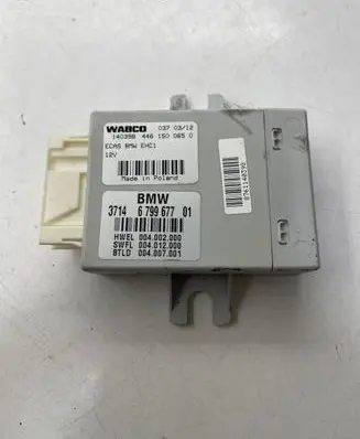 BMW 5 F10 F11 Air suspension control unit module (rear) 6799677 140398 004002000