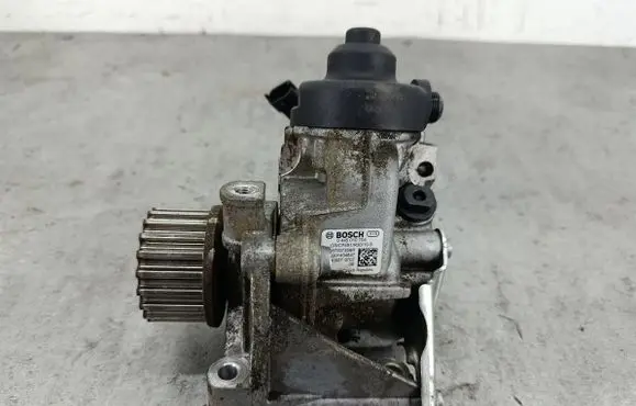 Mercedes-Benz Citan W415 Fuel injection high pressure pump