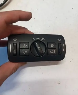 Volvo XC60 Light switch 30739415