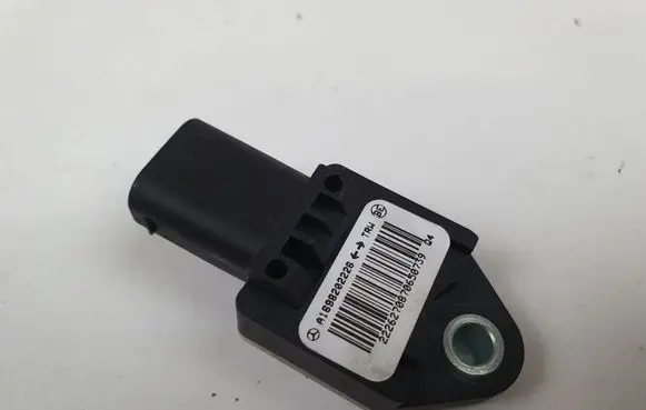 Mercedes-Benz B W245 Airbag deployment crash/impact sensor A1698202228