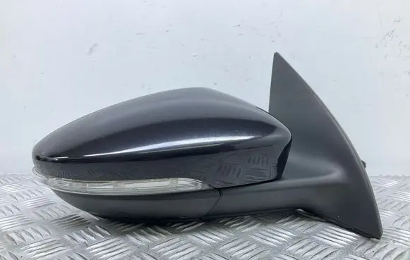 Volkswagen Eos Front door electric wing mirror 