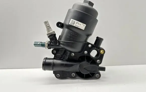 Volkswagen Touareg II Oil filter mounting bracket 059115389P
