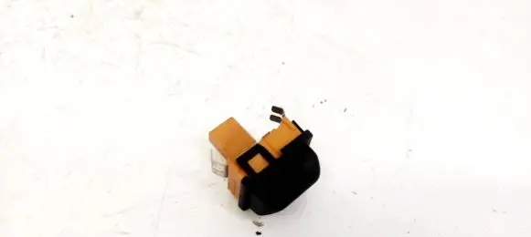 Sensor