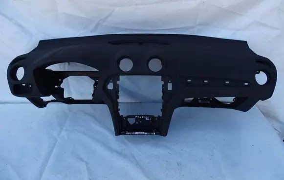 Ford Mondeo MK IV Dashboard 